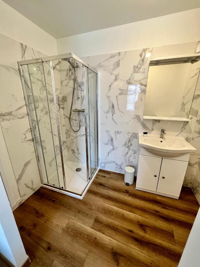 Apartament La Pause Cosy Champagne-sur-Oise Zewnętrze zdjęcie